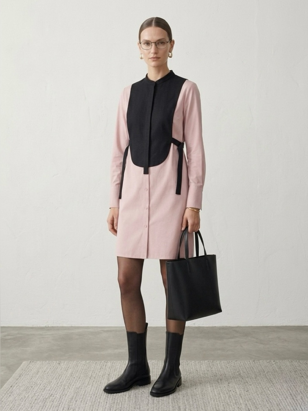 𝙲𝙾𝚂 Dress with detachable bib in dusty pink Size 4